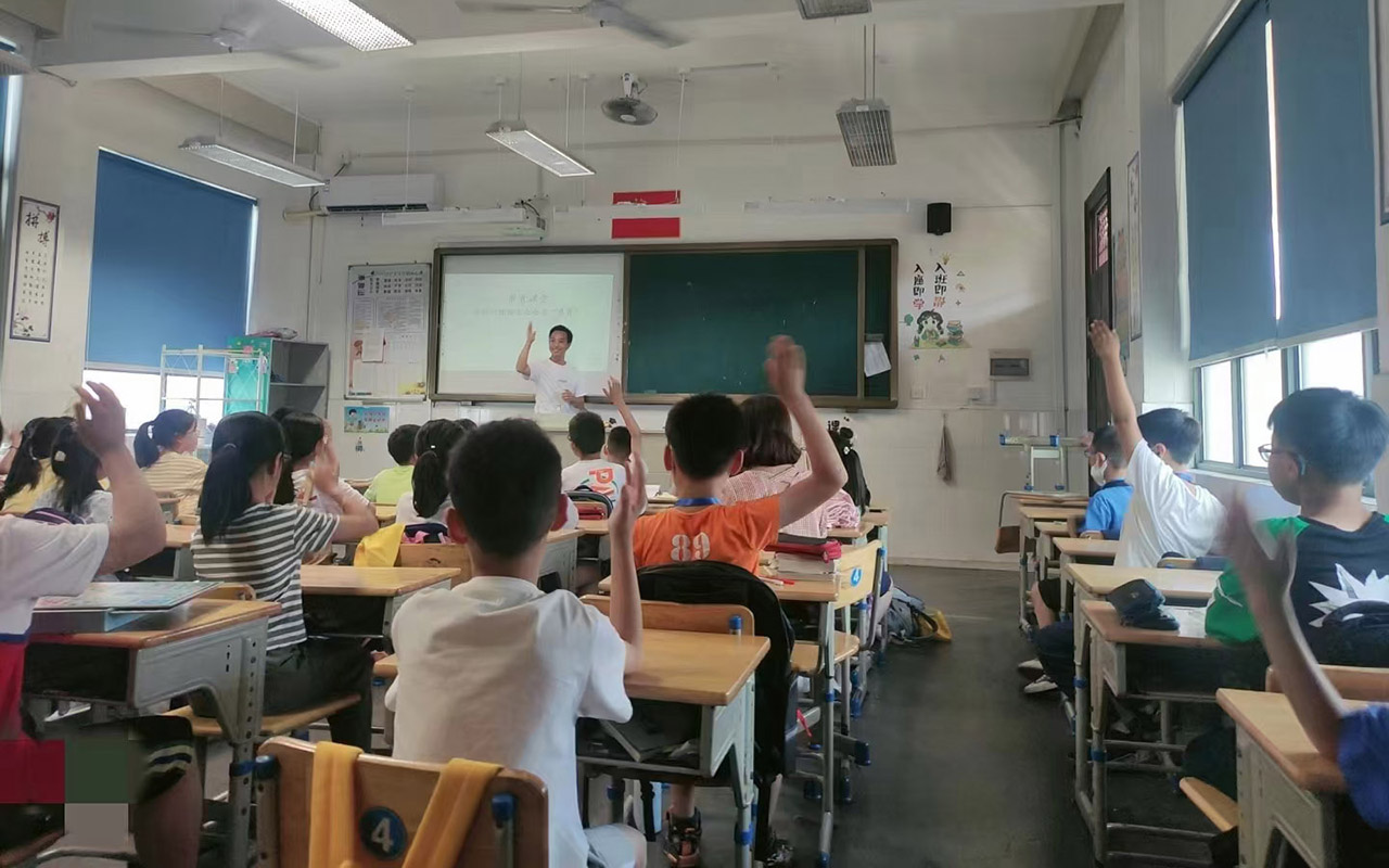 廊坊冯家小学